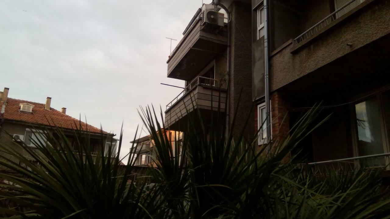 Paradise Corner Pomorie Luaran gambar